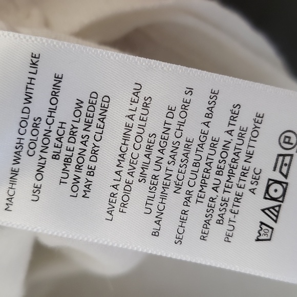 🌻NWOT) "Sunflower tee" By"we the free" 🌻 - Picture 14 of 16